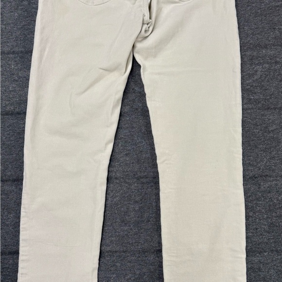 Patagonia women’s Cream Jeans - Picture 2 of 4